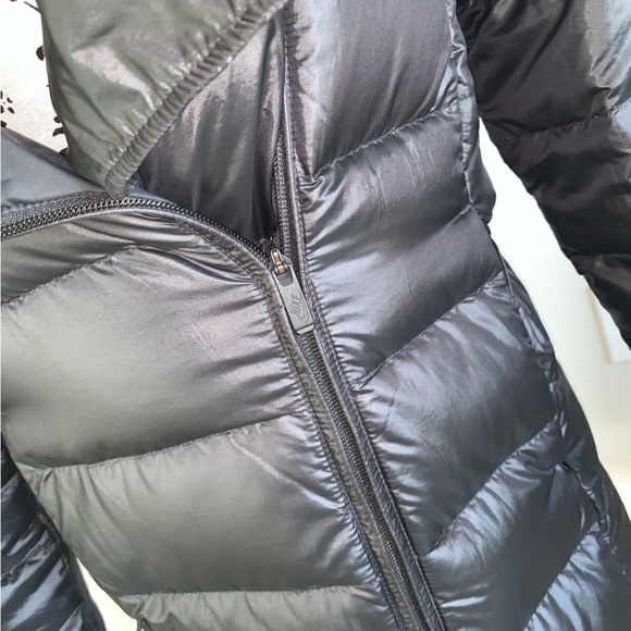 Nike Women’s Asymmetrical Quilted Down Winter Coat Sz S SOLDOUT NWOT - Picture 8 of 16